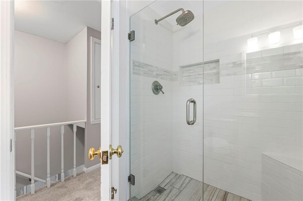 7407 Roe Avenue — photo 25
