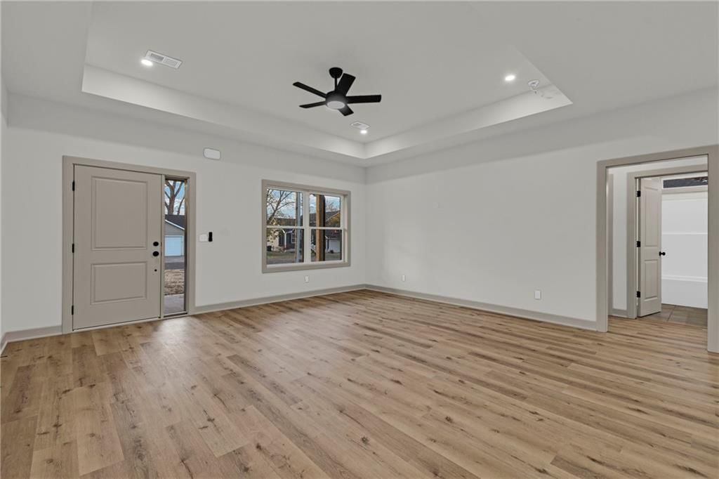 502 Washington Street — photo 19