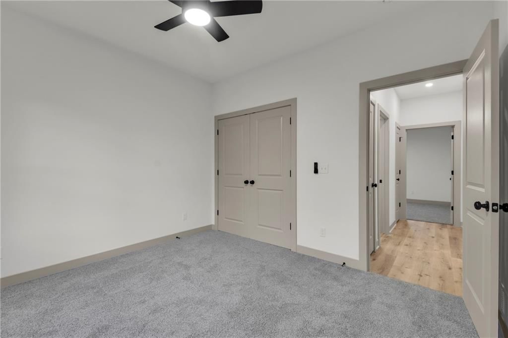 502 Washington Street — photo 34
