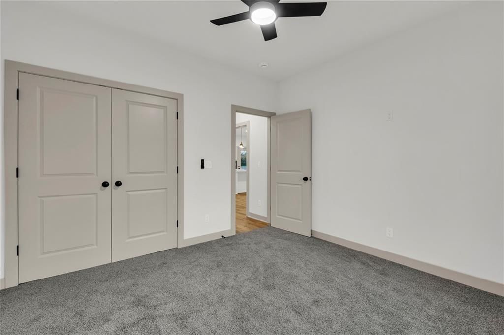 502 Washington Street — photo 36