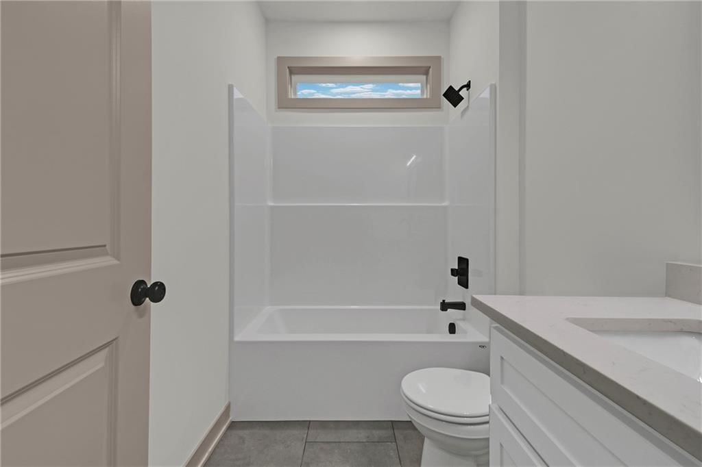 502 Washington Street — photo 37
