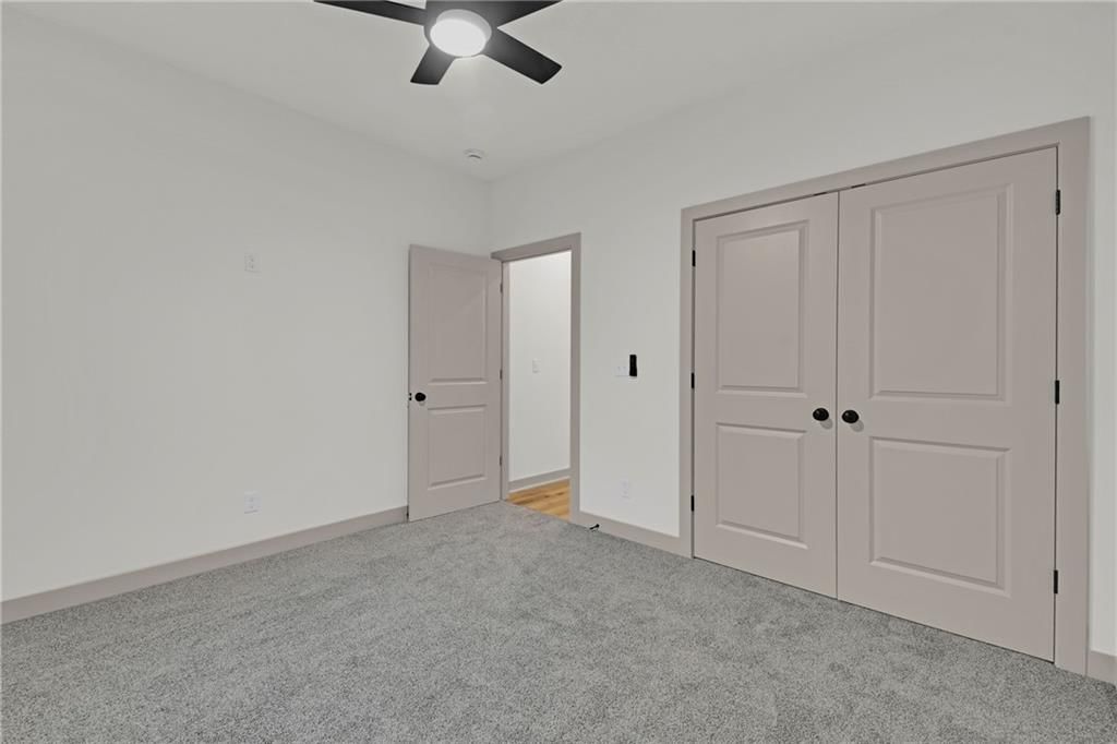 502 Washington Street — photo 40