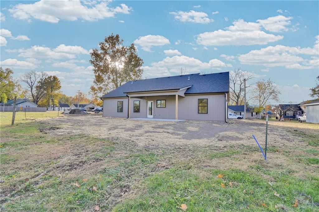 502 Washington Street — photo 46