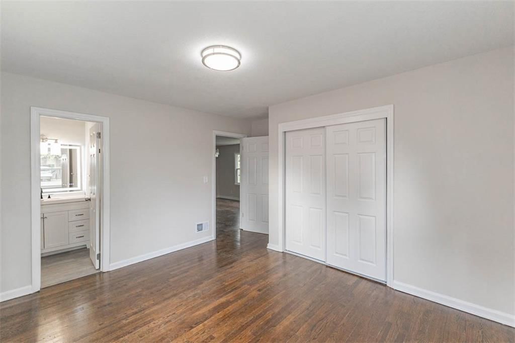 921 Armstrong Avenue — photo 7