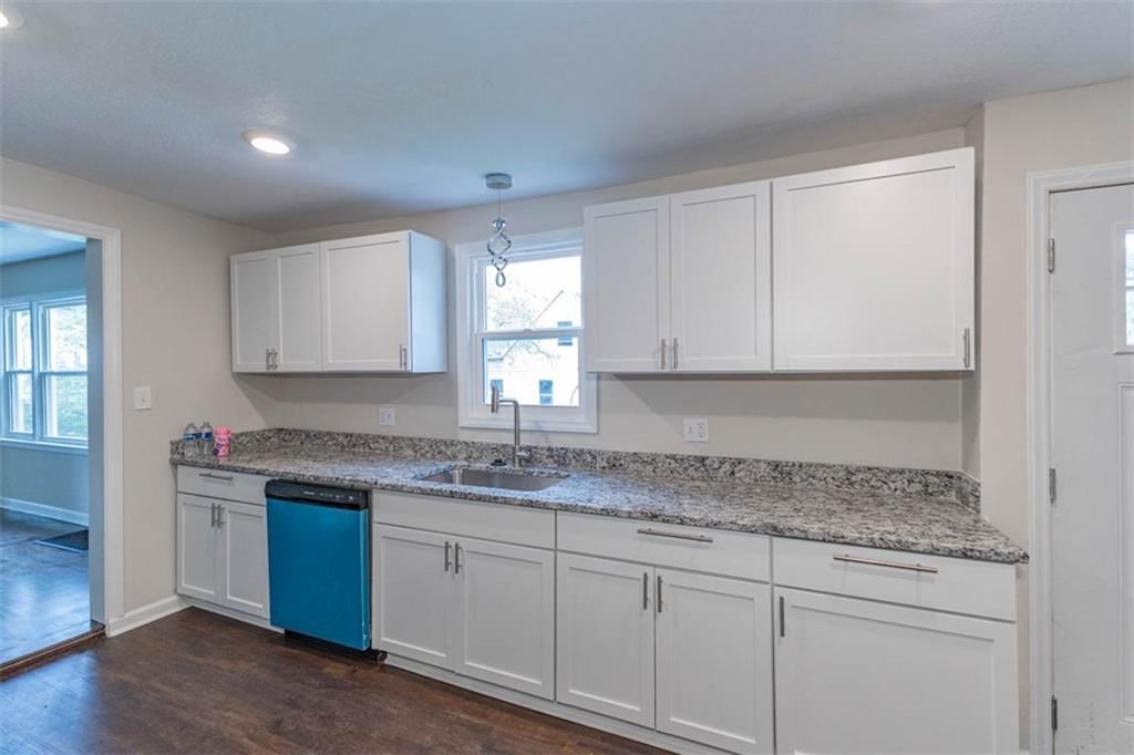 921 Armstrong Avenue — photo 12