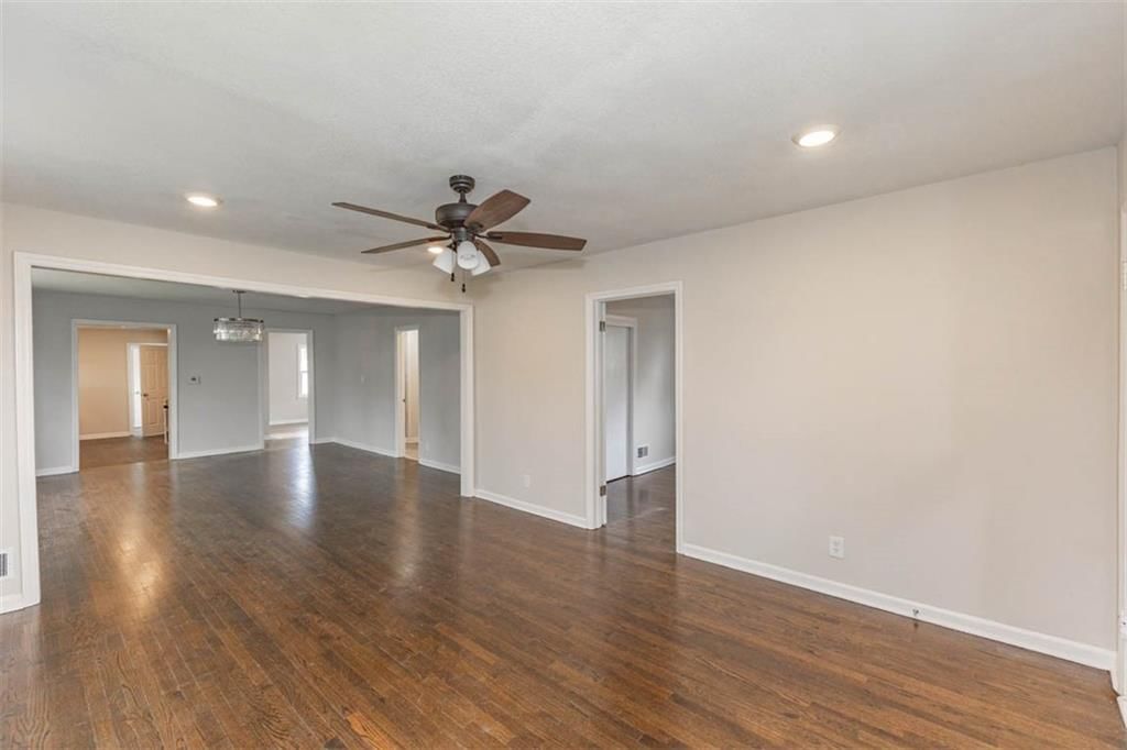 921 Armstrong Avenue — photo 18