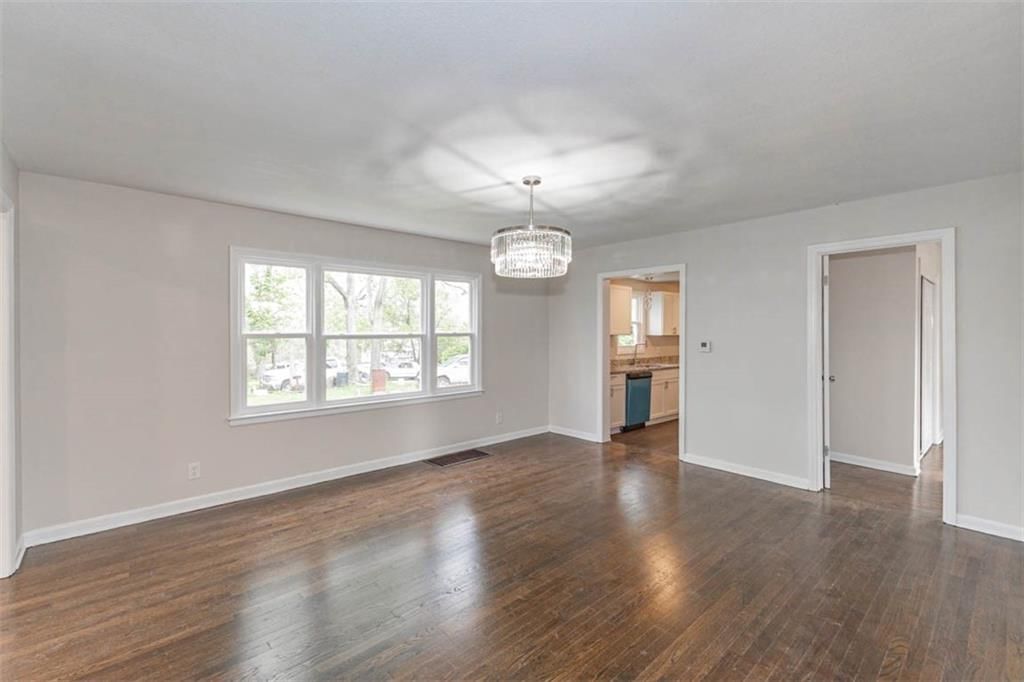 921 Armstrong Avenue — photo 20