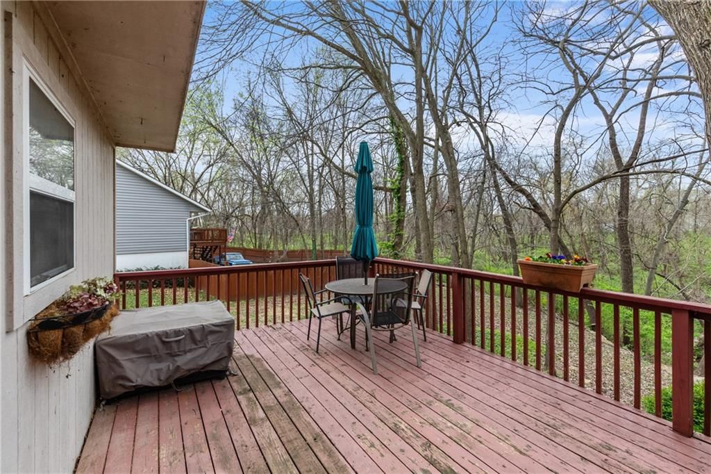 Photo 30 of 35 - 808 S Mohican Drive