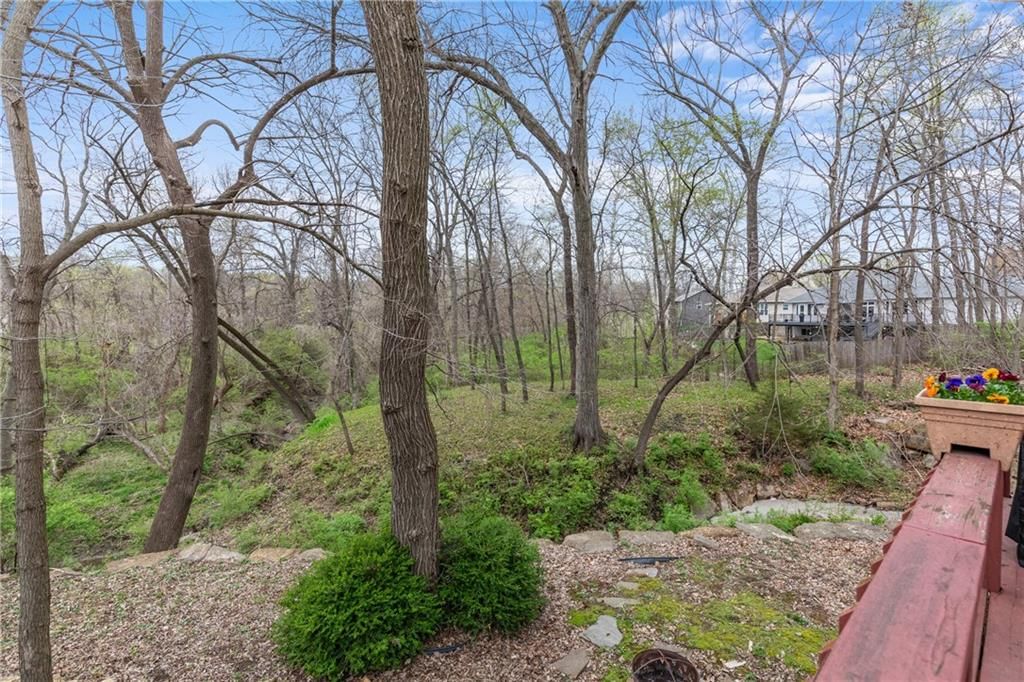 Photo 31 of 35 - 808 S Mohican Drive