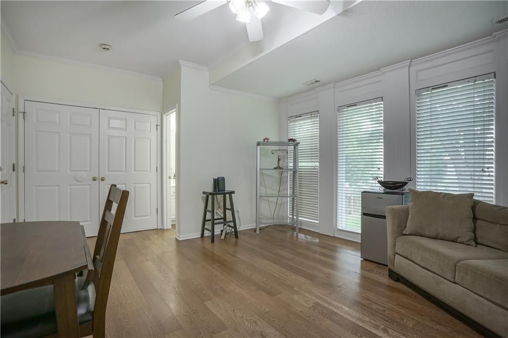 7312 N Manchester Avenue — photo 10