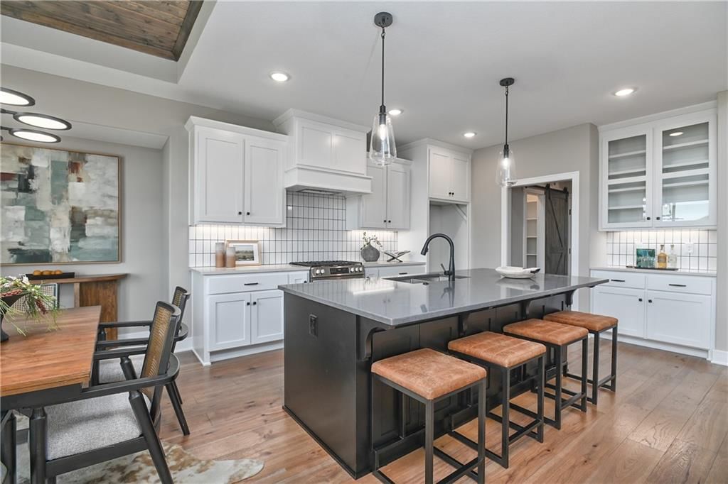 Photo 12 of 40 - 24105 W 58th Place