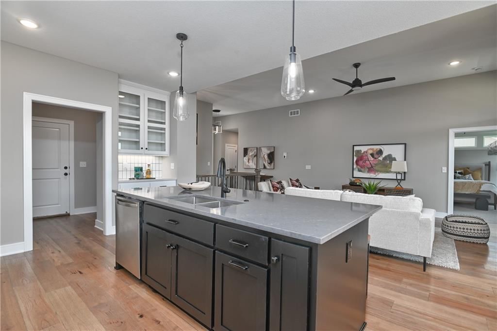 Photo 15 of 40 - 24105 W 58th Place