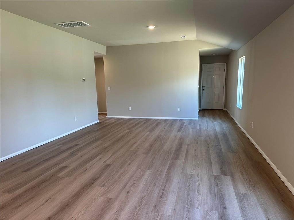 37755 W 207th Terrace — photo 7