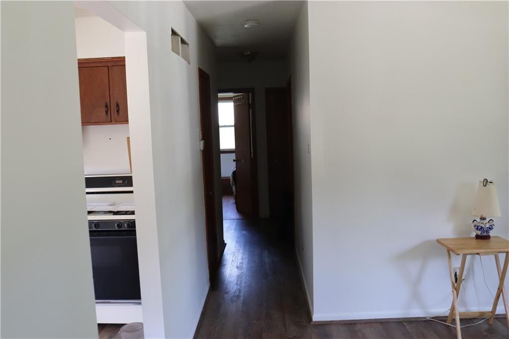 Photo 8 of 21 - 5135 Sloan Avenue