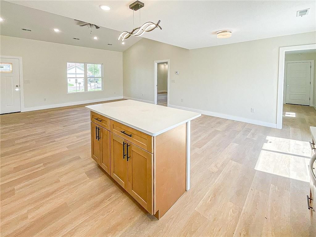 710 Ivy Lane — photo 6
