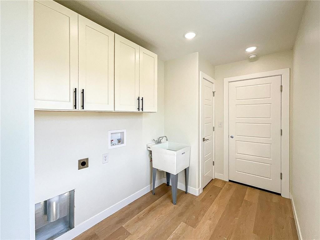 710 Ivy Lane — photo 17