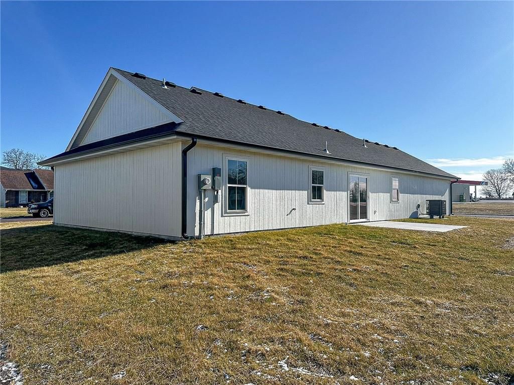 710 Ivy Lane — photo 18