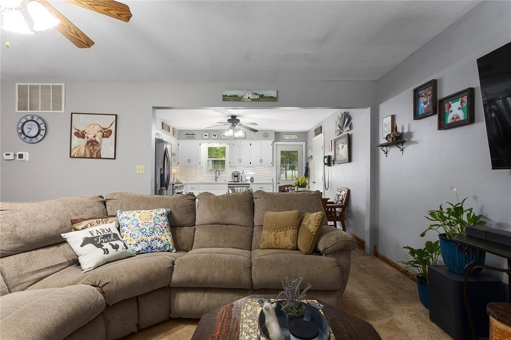 336 SE Zack Wheat Drive — photo 16