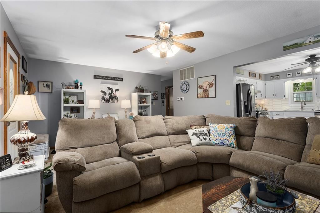 336 SE Zack Wheat Drive — photo 17