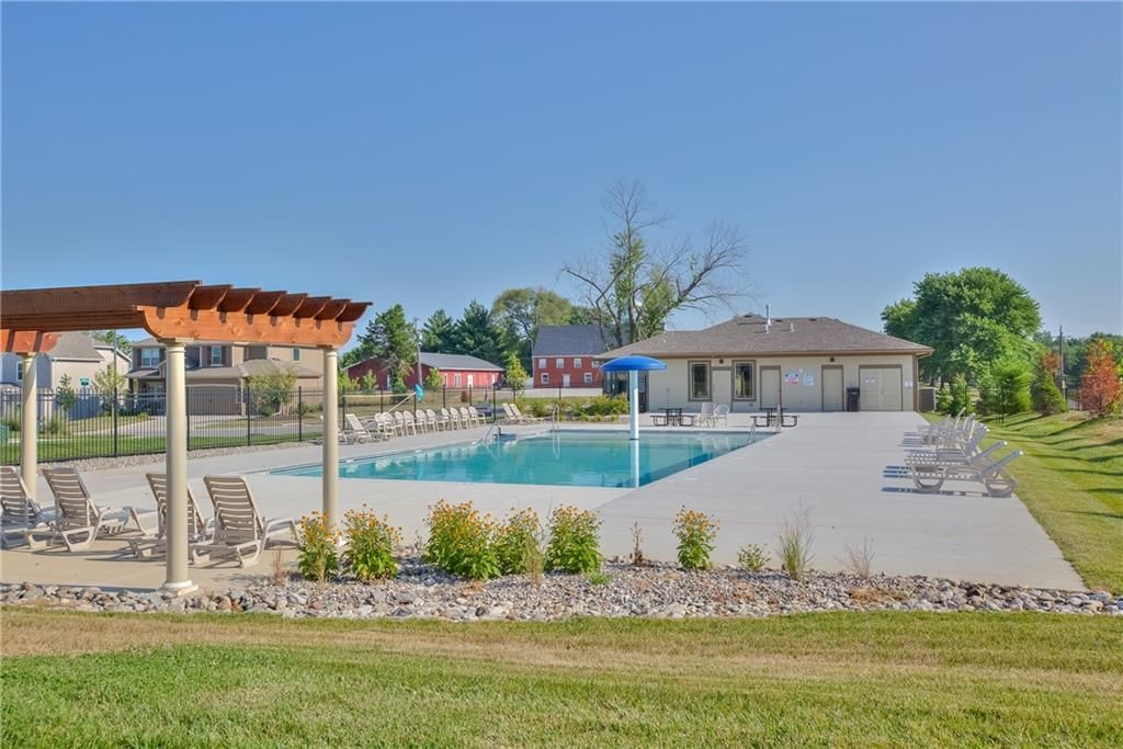 7070 NW Yulich Court — photo 4