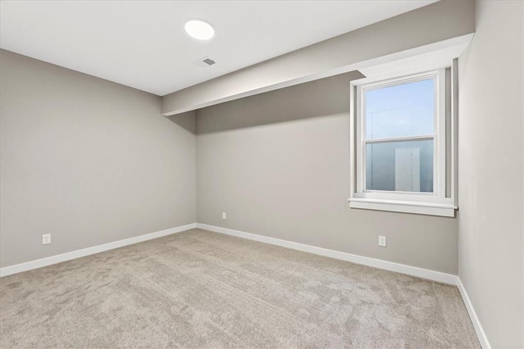 25042 W 94th Terrace — photo 29