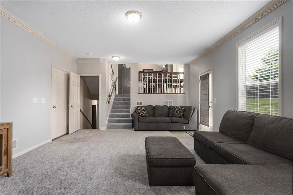 Photo 11 of 34 - 6905 NE 114th Court