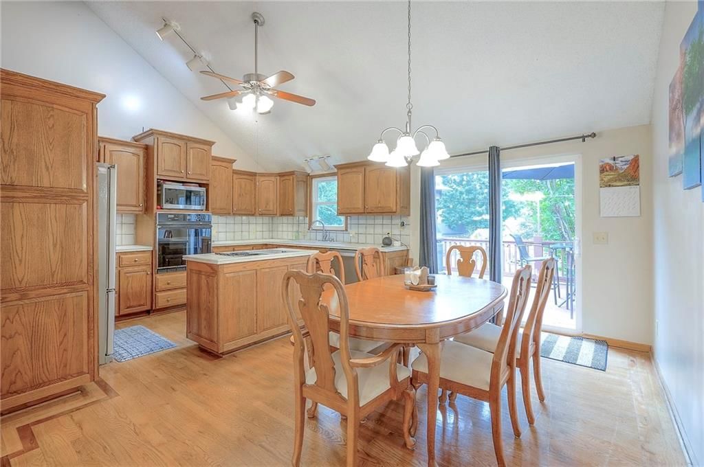Photo 11 of 42 - 16119 W 147th Terrace