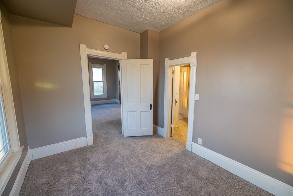 27940 Indianapolis Road — photo 44