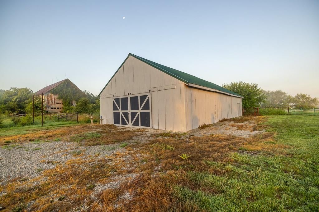 27940 Indianapolis Road — photo 51