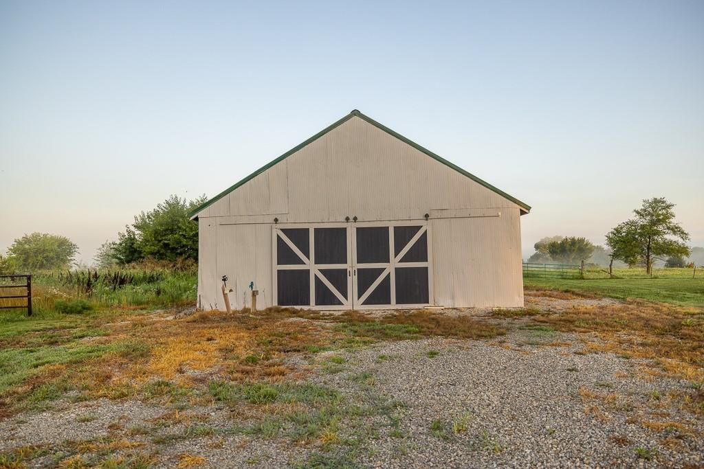 27940 Indianapolis Road — photo 52