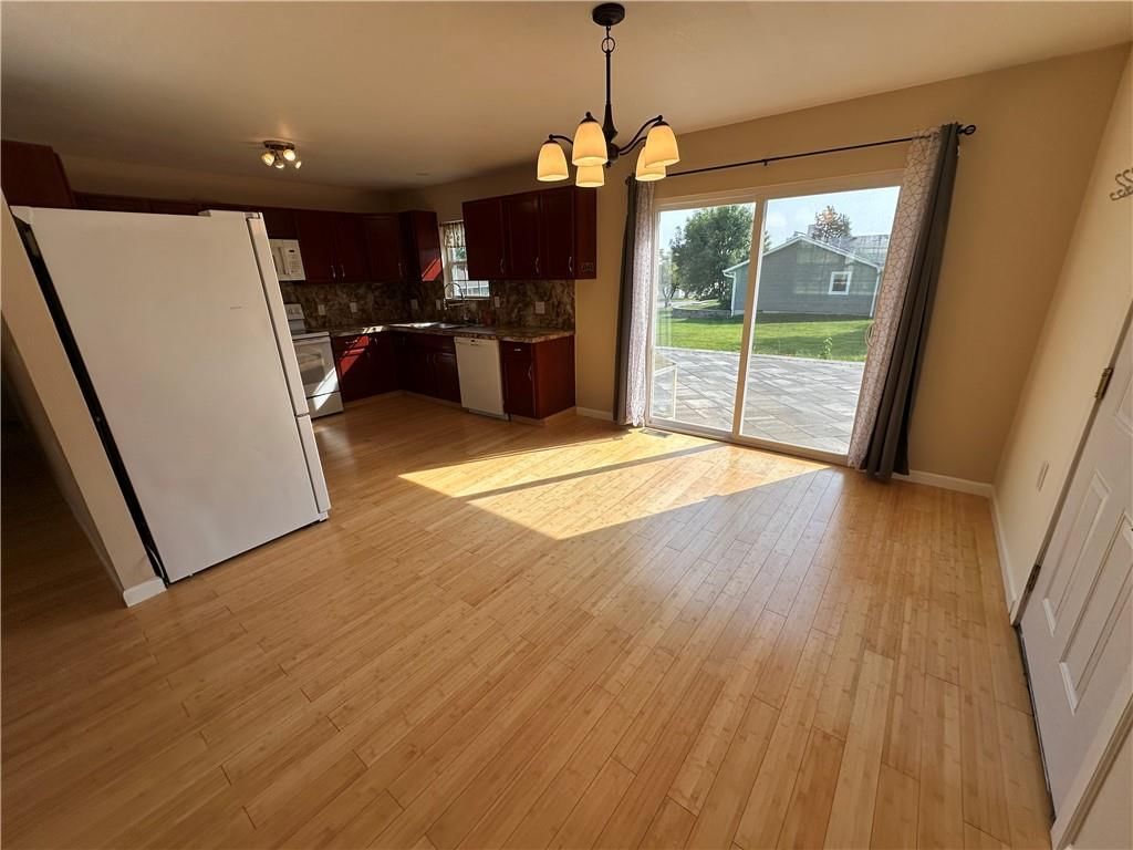 221 N Mattie Street — photo 27