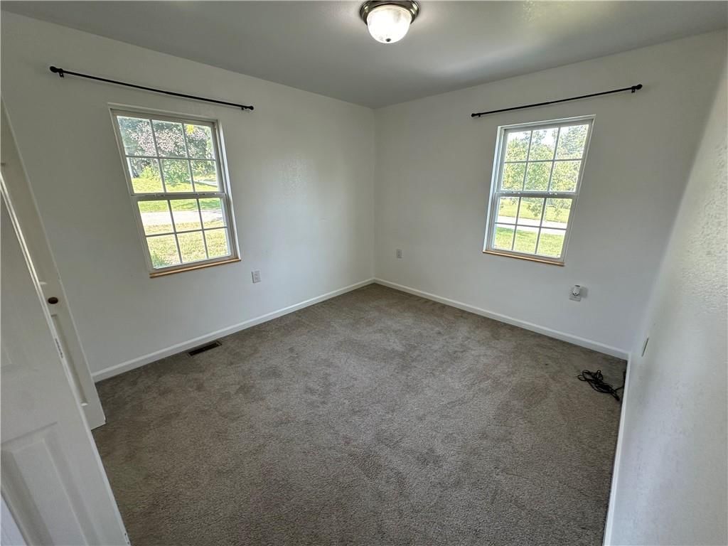 221 N Mattie Street — photo 32