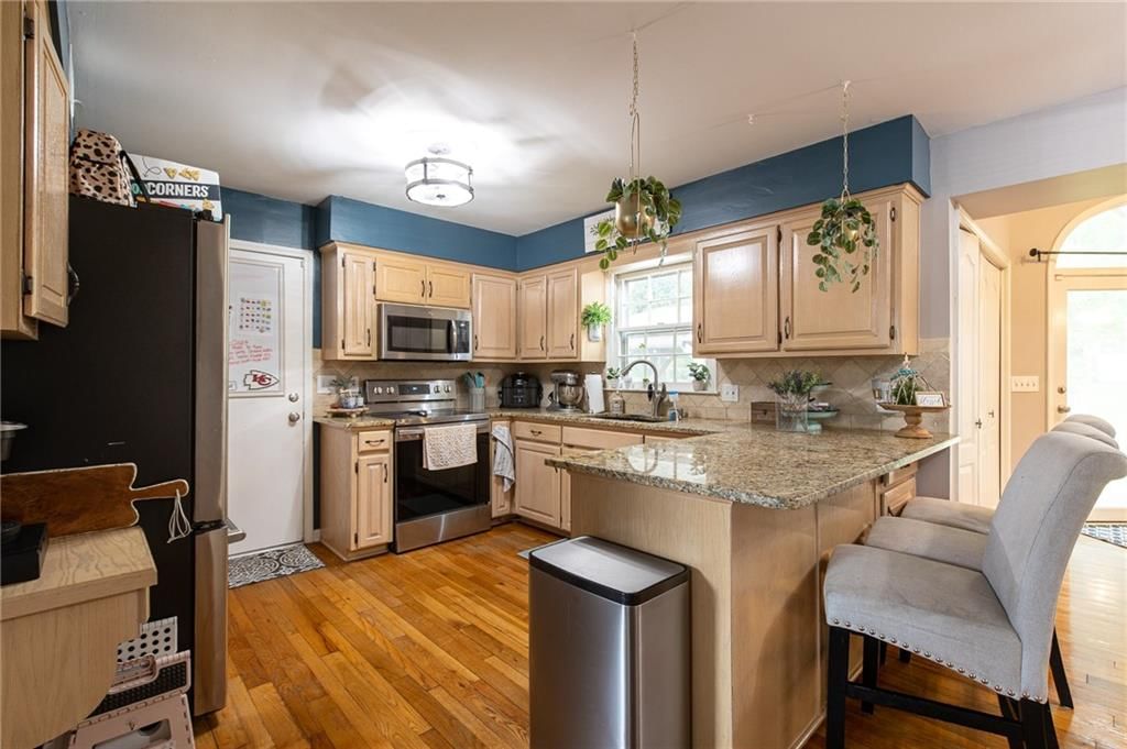 3743 NE Woodland Court — photo 9
