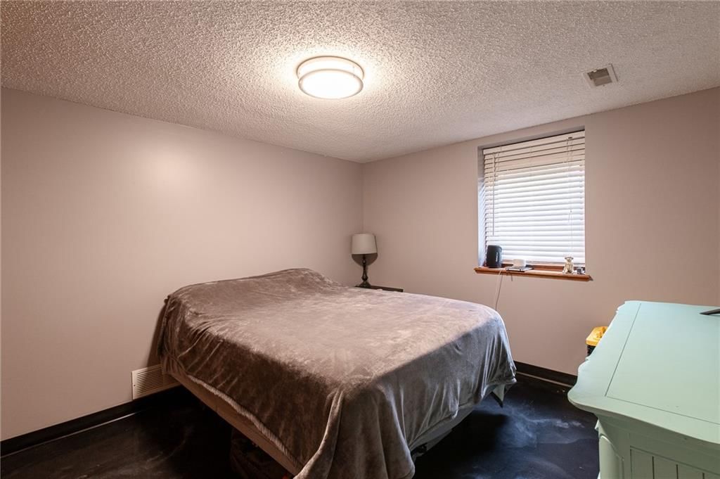 3743 NE Woodland Court — photo 27