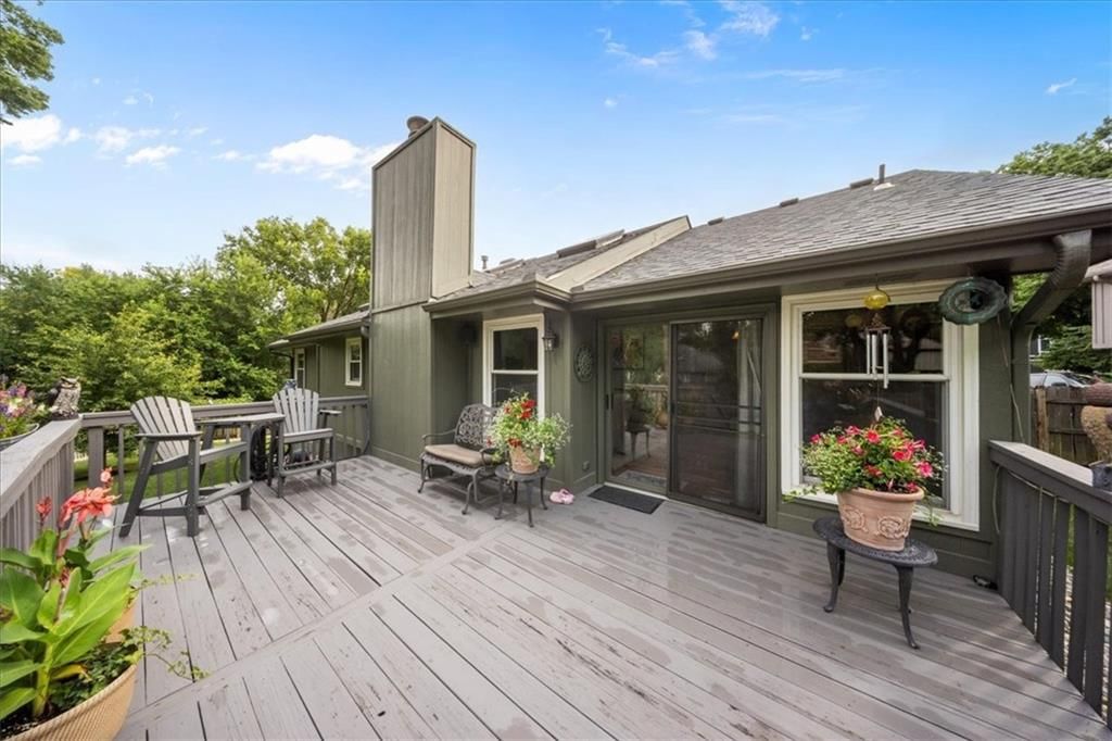 14608 W 83rd Terrace — photo 5