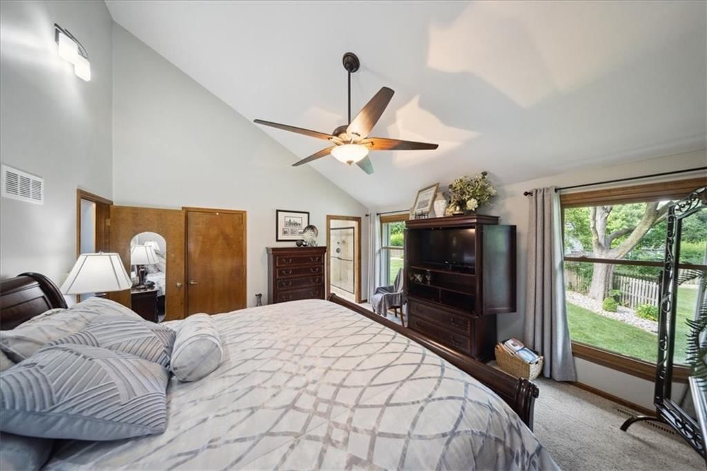 14608 W 83rd Terrace — photo 31
