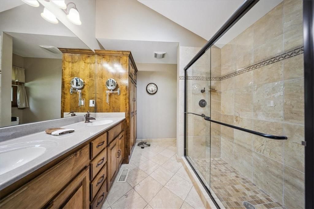 14608 W 83rd Terrace — photo 33