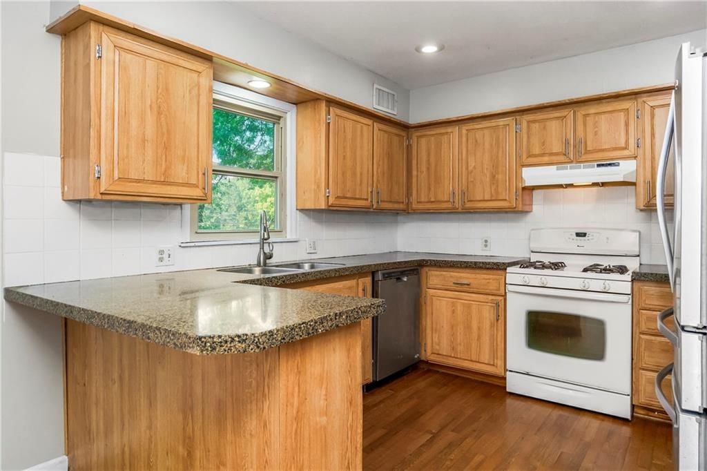 12831 W 99th Street — photo 11