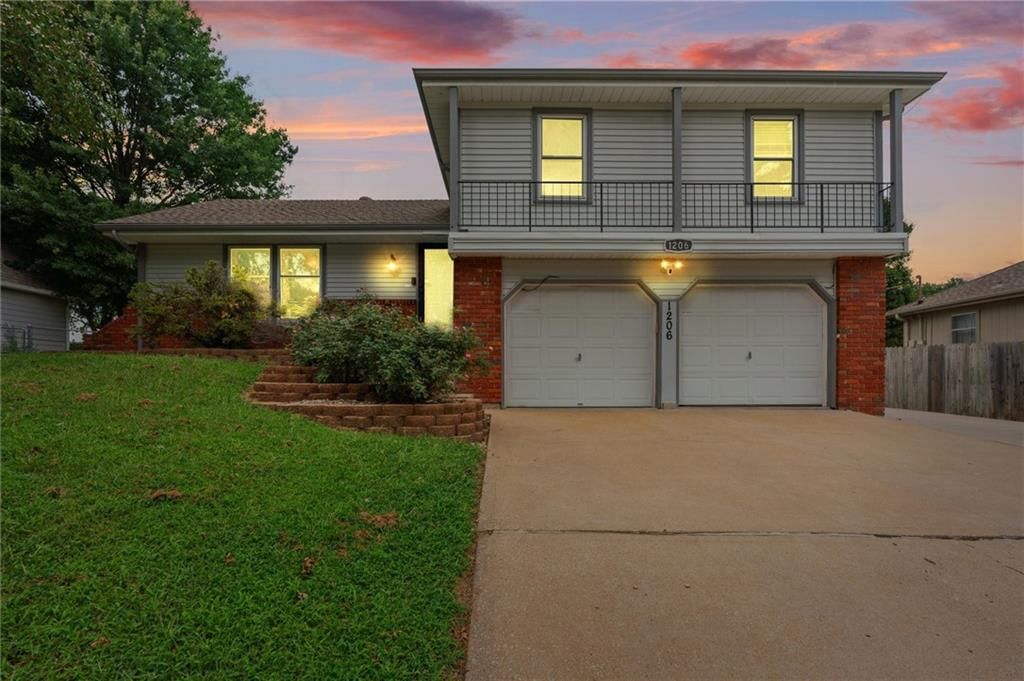 1206 NE 81st Terrace, Kansas City, MO
