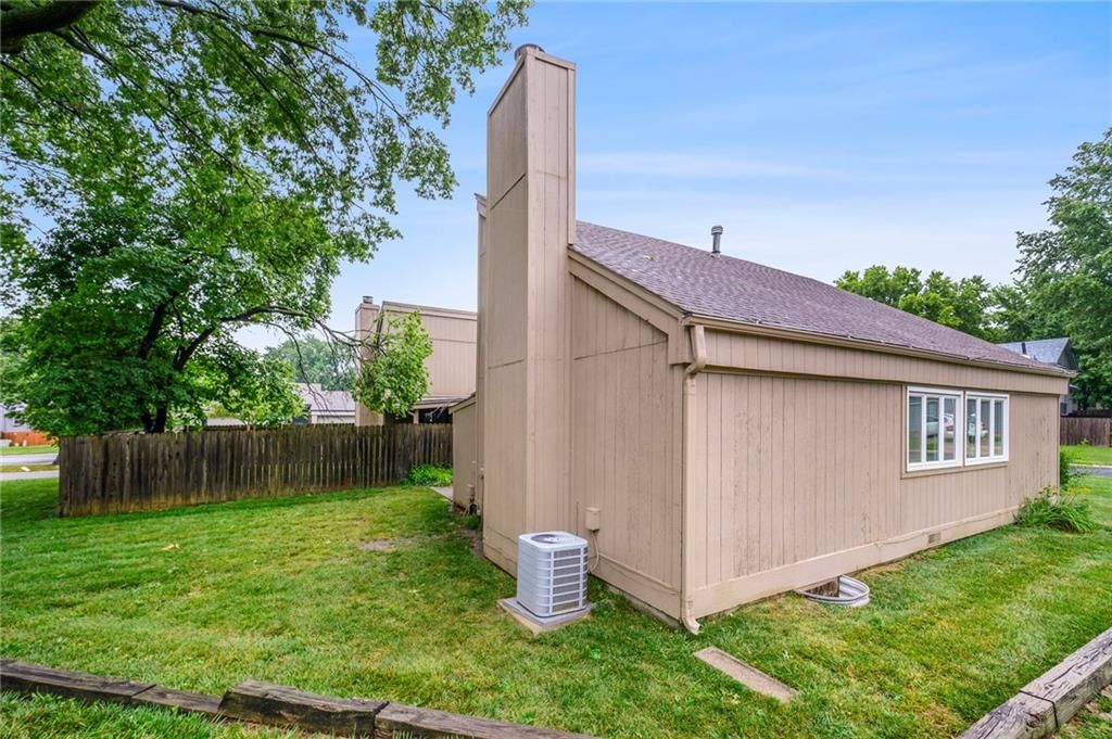 6610 Halsey Street — photo 22