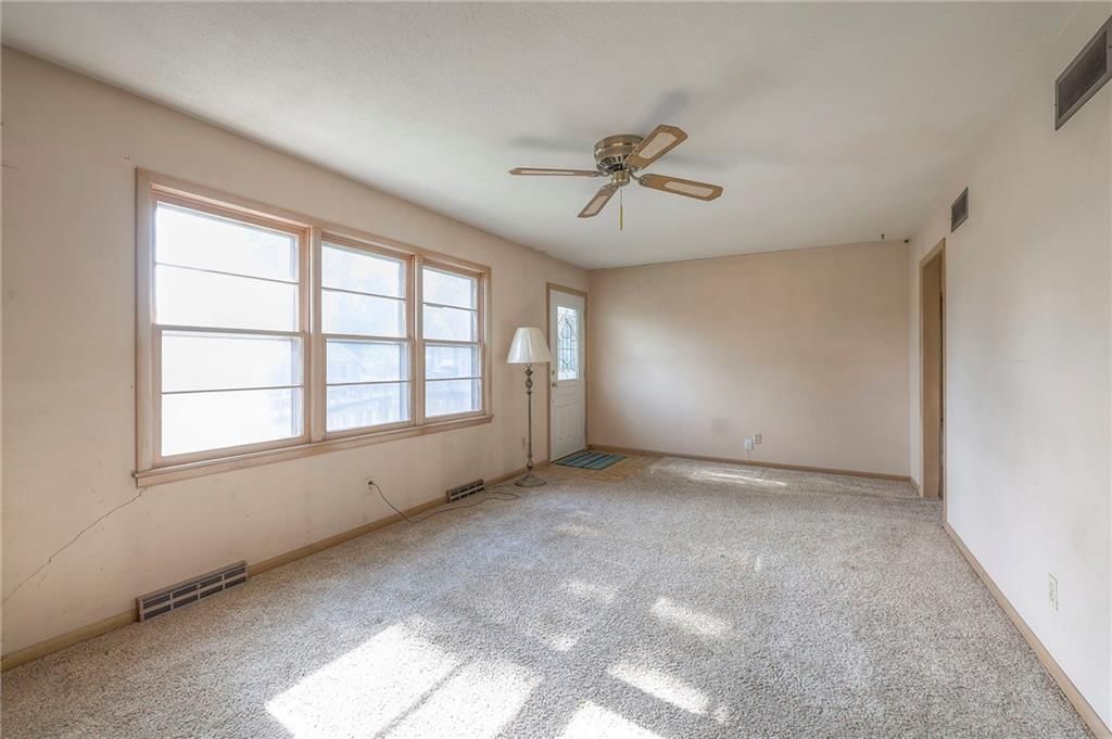 306 S Iowa Street — photo 7