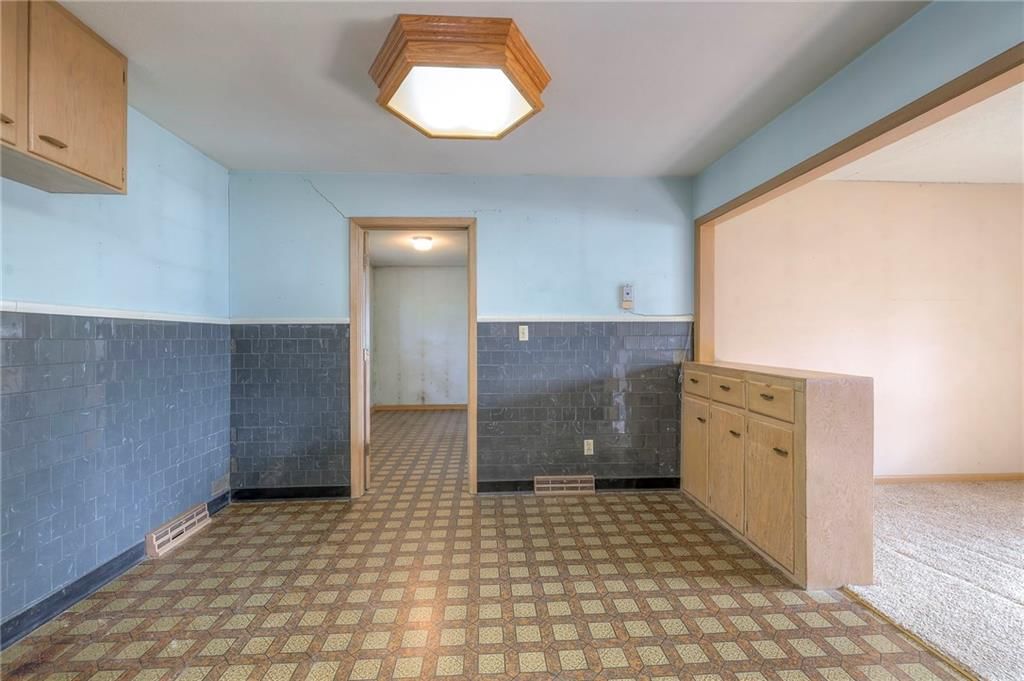 306 S Iowa Street — photo 12