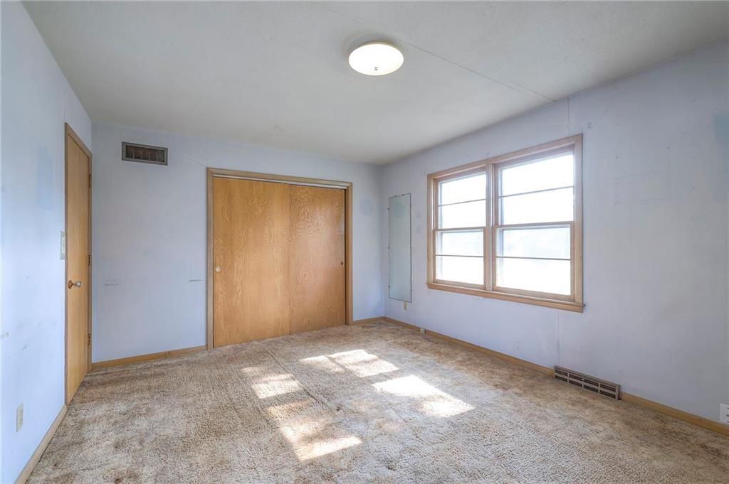 306 S Iowa Street — photo 16