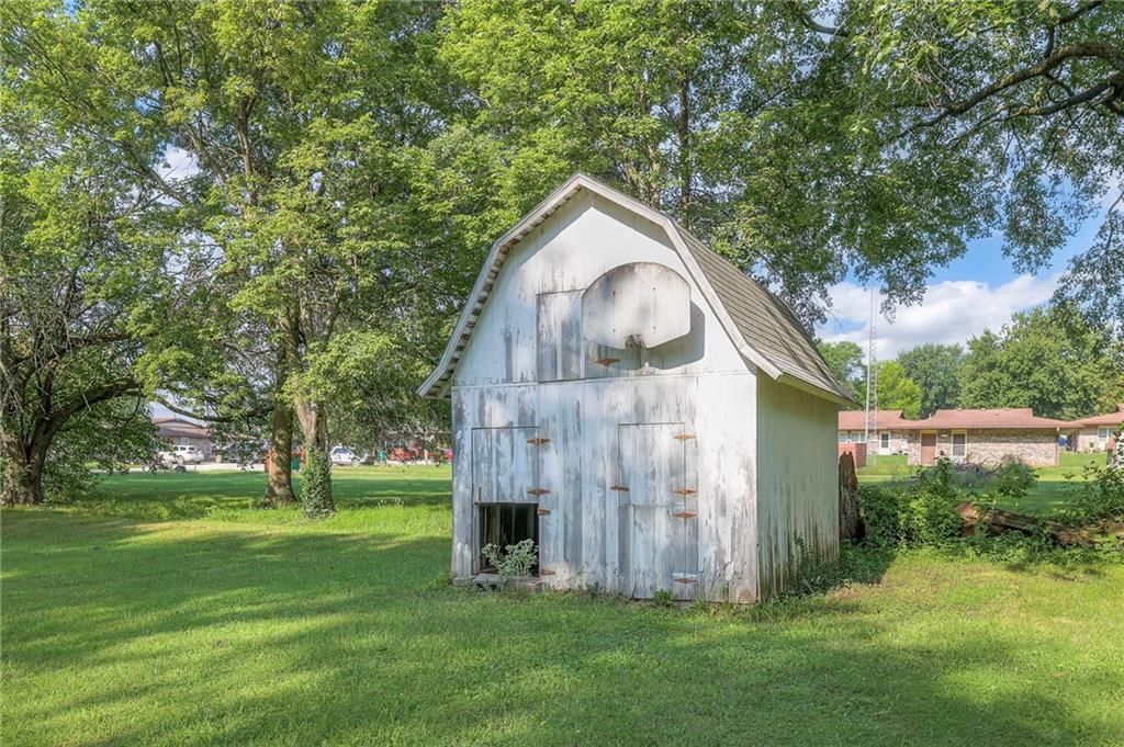 306 S Iowa Street — photo 24
