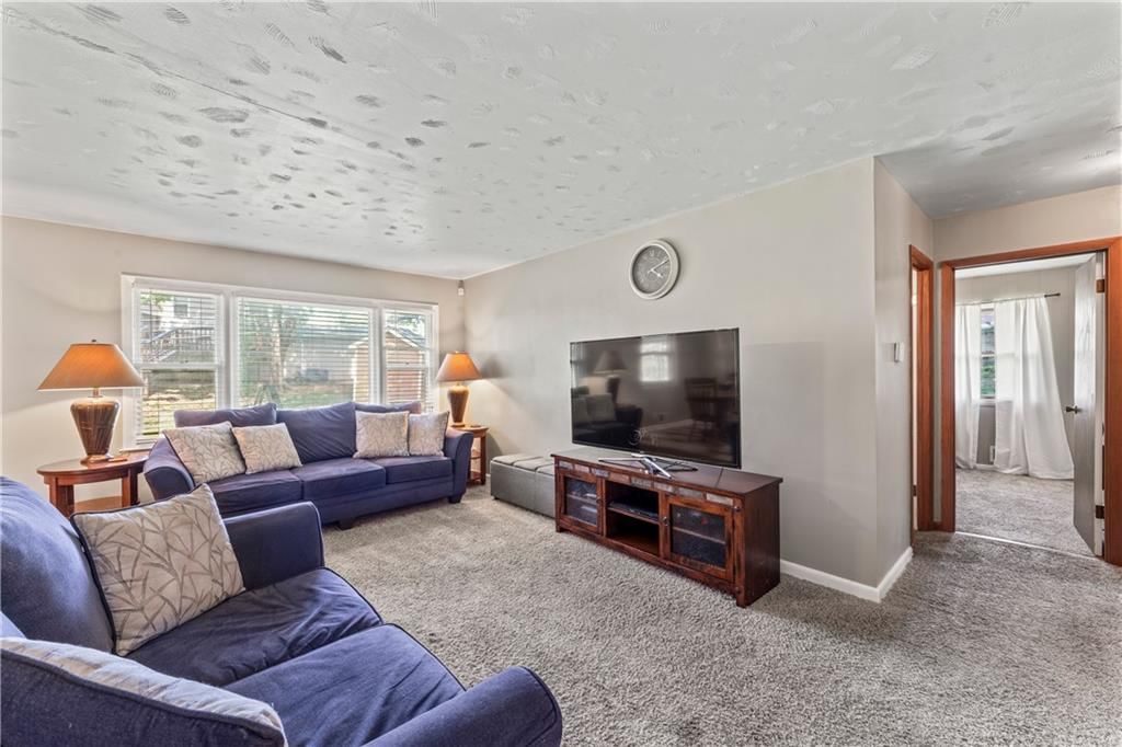 Photo 6 of 46 - 4929 Evanston Avenue