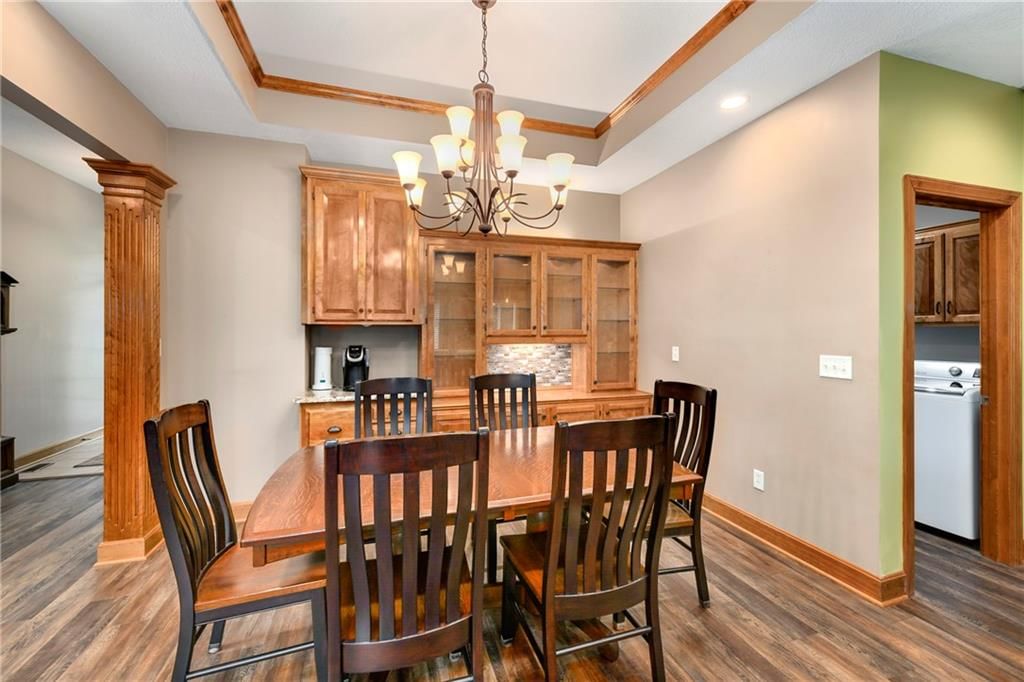 Photo 6 of 33 - 3204 Tiara Lane