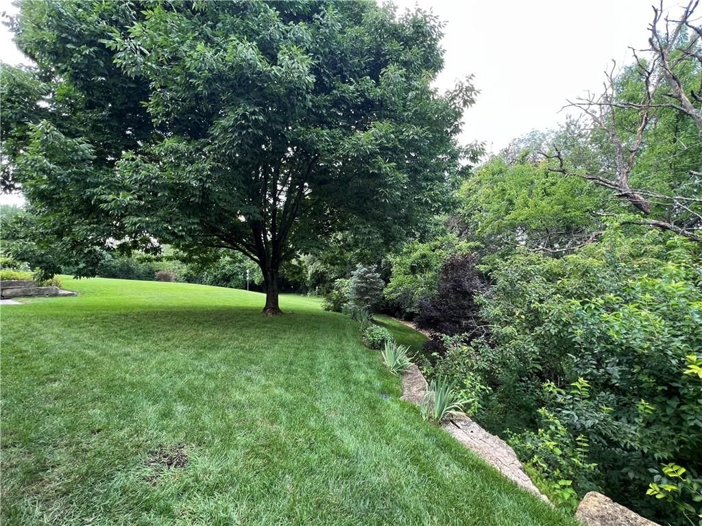 Photo 21 of 33 - 3204 Tiara Lane