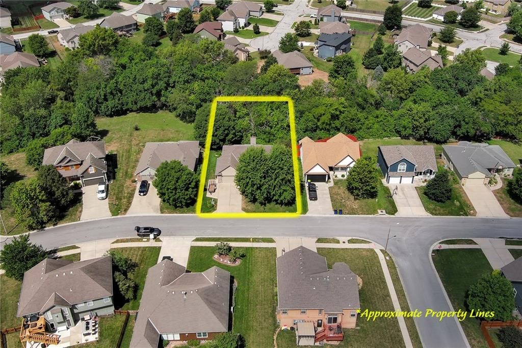 Photo 32 of 33 - 3204 Tiara Lane