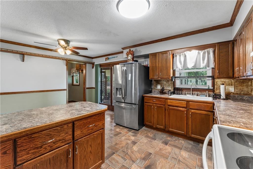 1216 S Saint Louis Street — photo 11