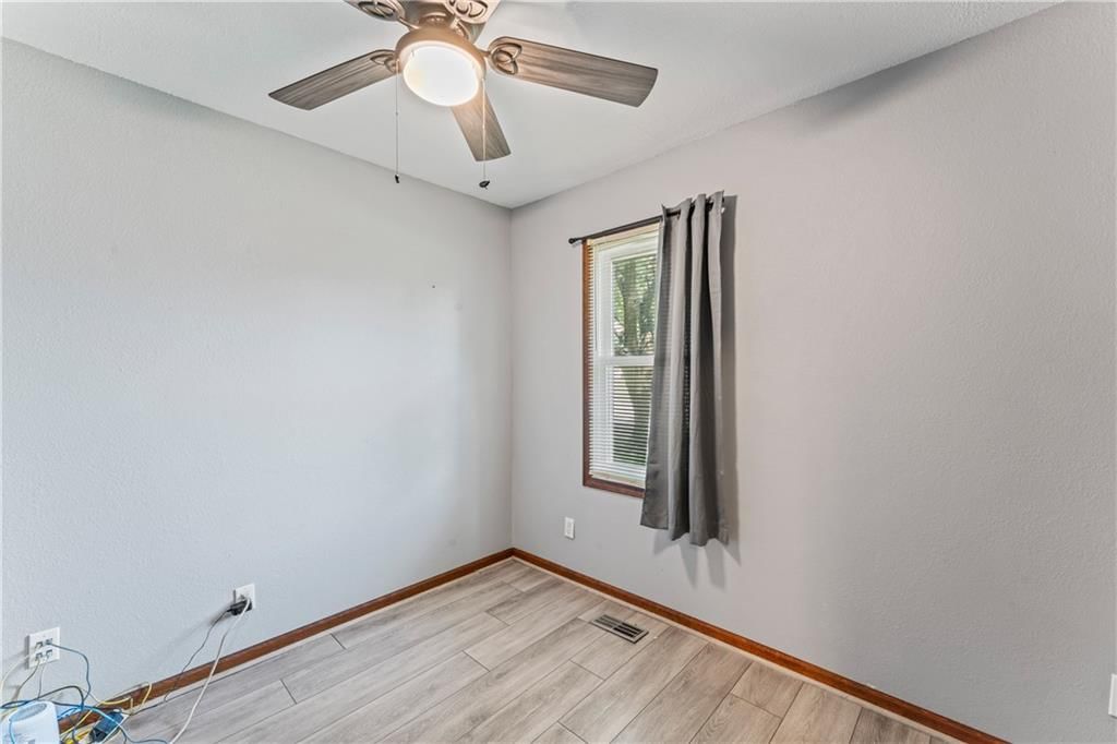 1216 S Saint Louis Street — photo 28